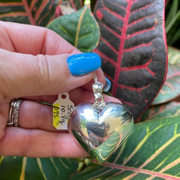 Sterling Silver Heart Pendant - Picture 3 of 8